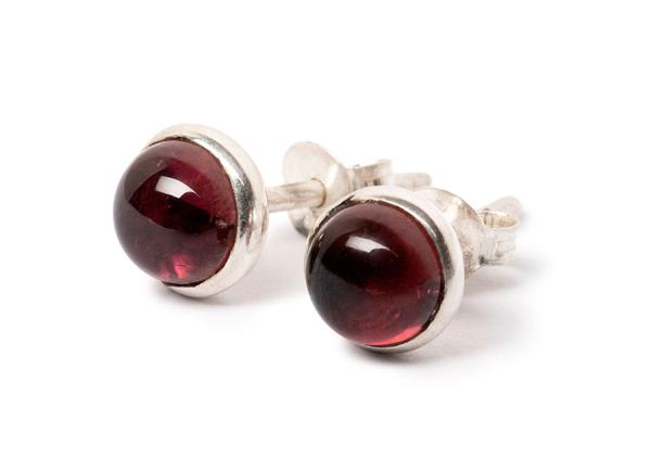 Ohrstecker Granat Cabochon